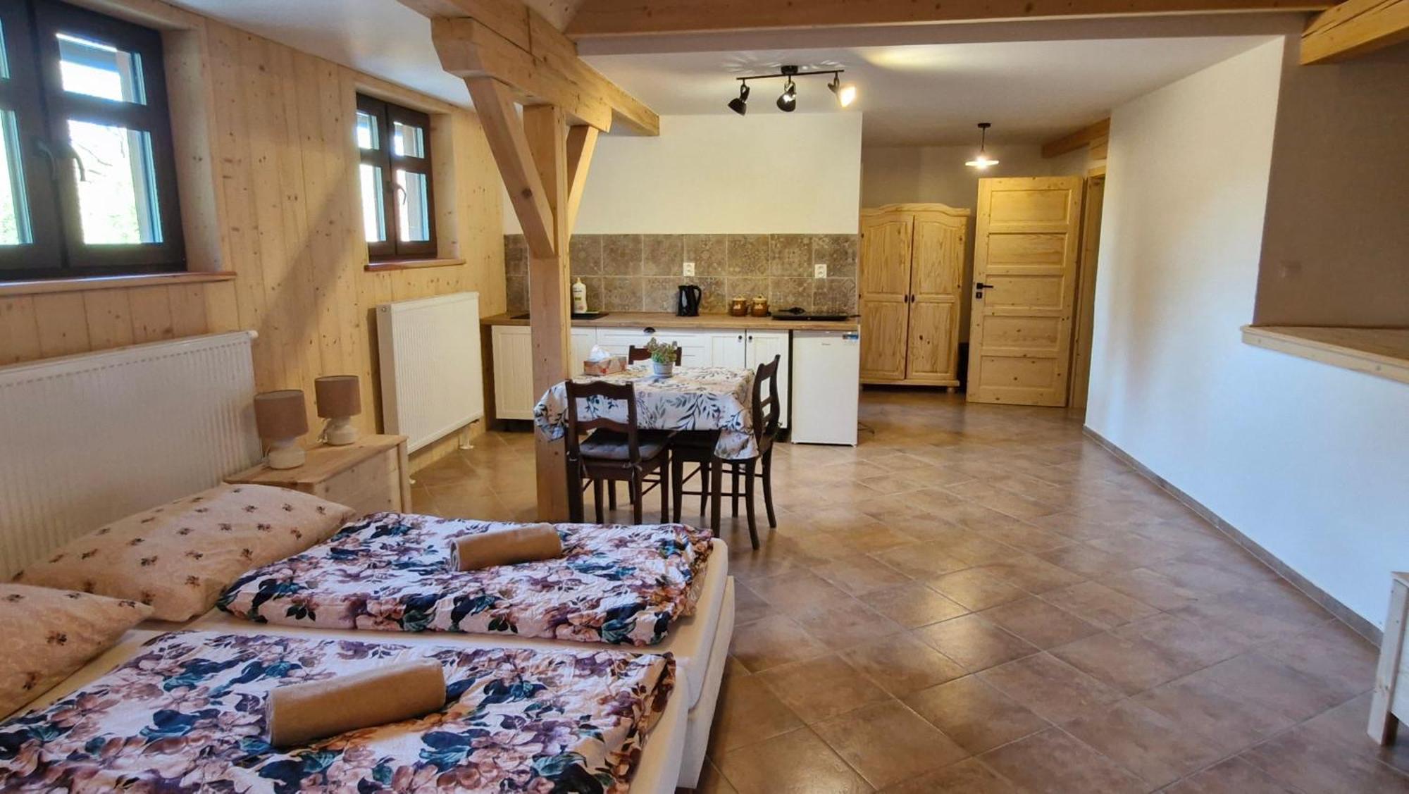 Chalupa Kamenny Vrch Adrspach Guest House Teplice nad Metují Стая снимка